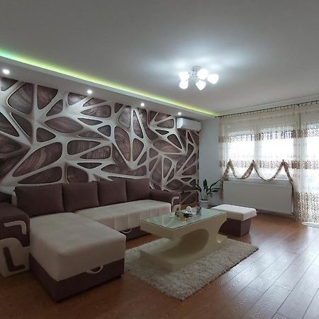 Exclusive Apartment Paracin Exterior photo