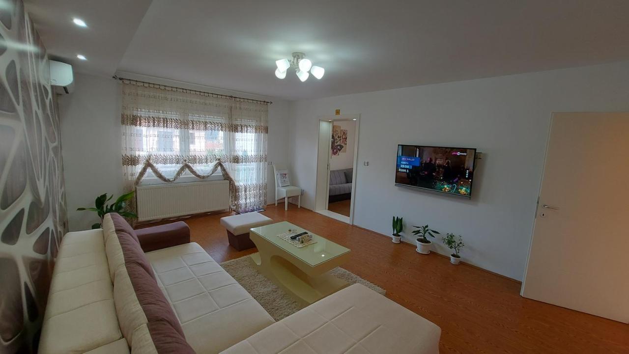 Exclusive Apartment Paracin Exterior photo